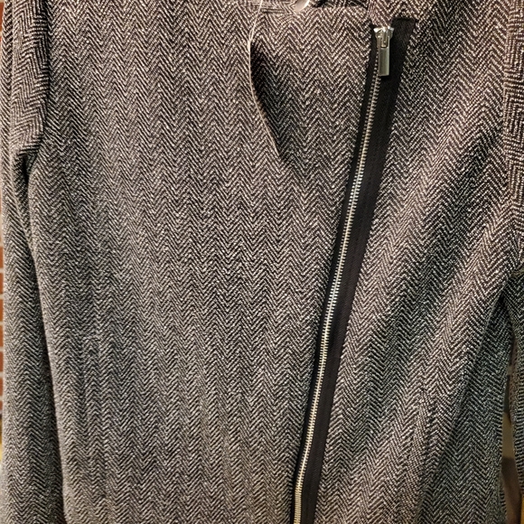 NWT Women's New York & Company Top Small - Picture 2 of 5